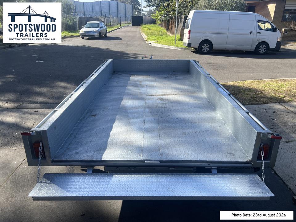 Rear deck view of The Deckhand 12x6 galvanised flat-top trailer for hire in Spotswood